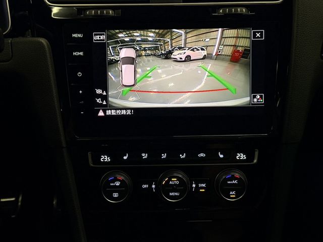 VOLKSWAGEN福斯 GOLF R  第11張相片