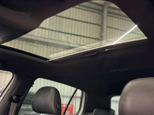 VOLKSWAGEN福斯 GOLF R  第15張相片