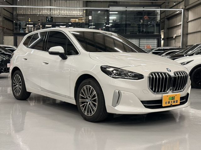 BMW寶馬 220I  第2張相片