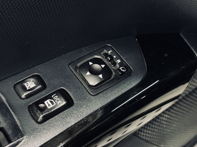 MITSUBISHI三菱 OUTLANDER  第17張相片