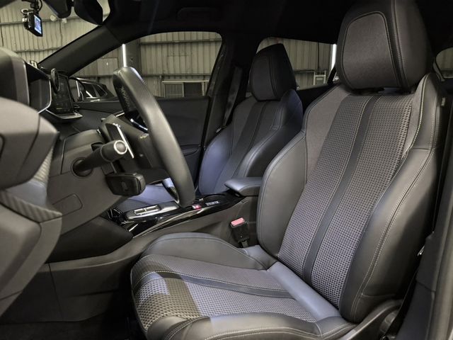 PEUGEOT寶獅 2008  第7張相片