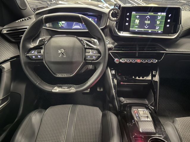 PEUGEOT寶獅 2008  第9張相片