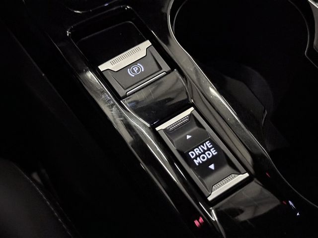 PEUGEOT寶獅 2008  第15張相片