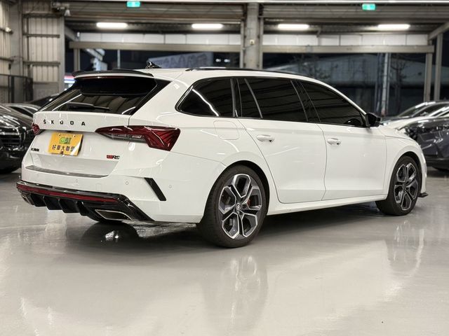 SKODA司科達 OCTAVIA COMBI  第5張相片