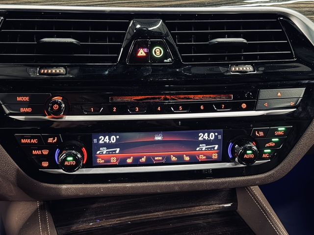 BMW寶馬 540I  第12張相片