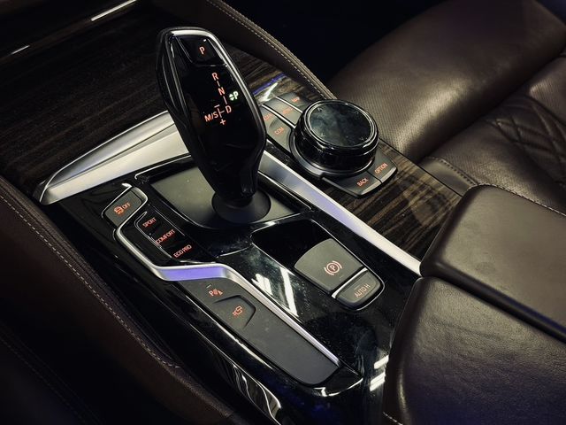 BMW寶馬 540I  第13張相片