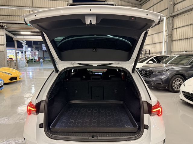 SKODA司科達 OCTAVIA  第19張相片