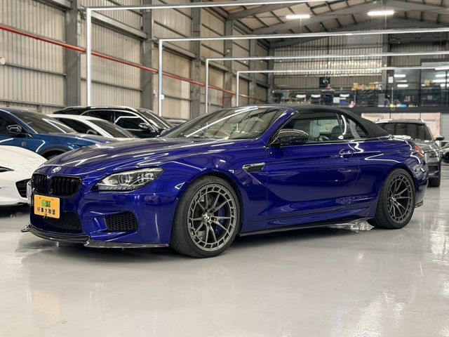 BMW寶馬 M6 COUPE  第1張相片