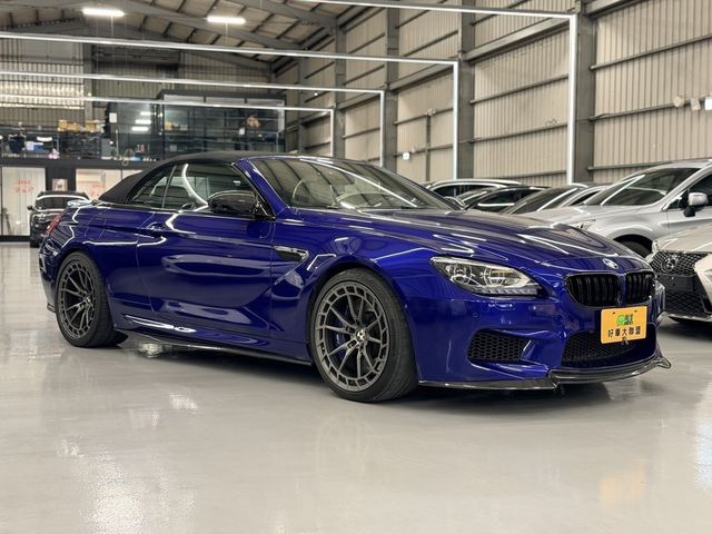 BMW寶馬 M6 COUPE  第2張相片