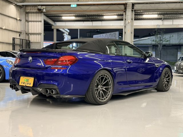 BMW寶馬 M6 COUPE  第5張相片