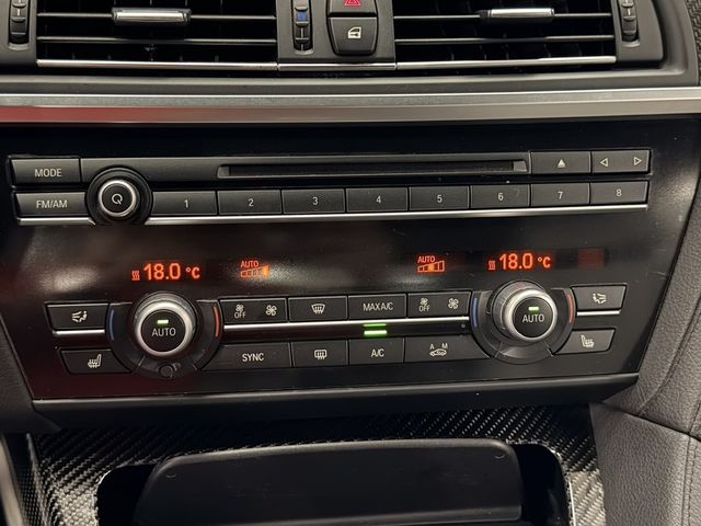 BMW寶馬 M6 COUPE  第12張相片