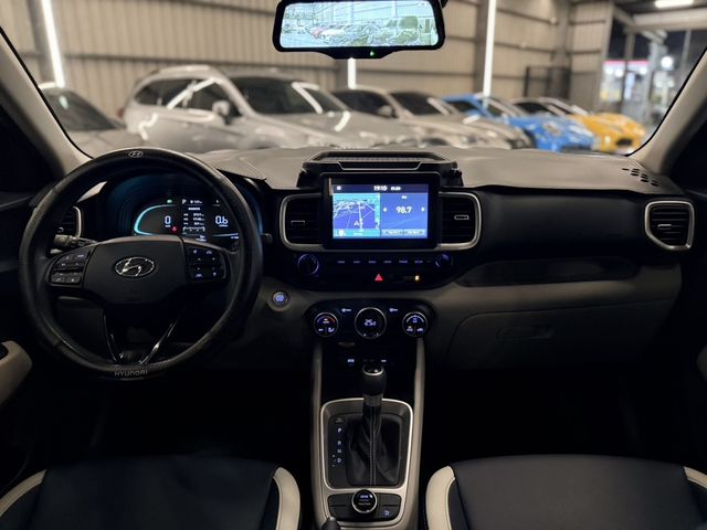HYUNDAI現代 VENUE  第10張相片