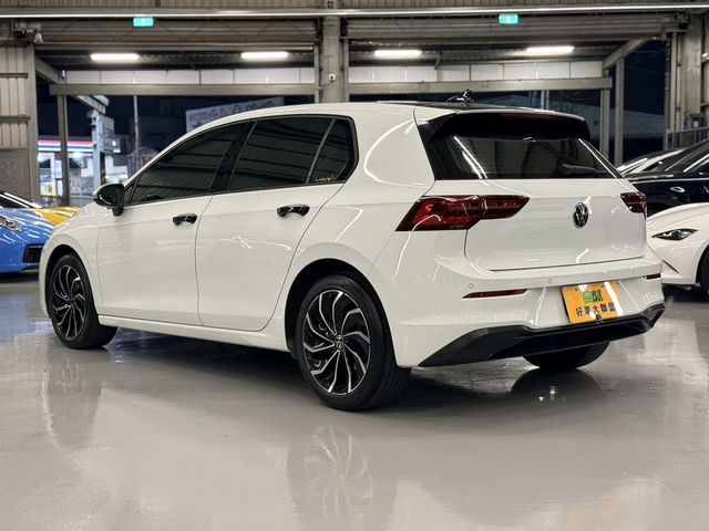 VOLKSWAGEN福斯 GOLF  第6張相片