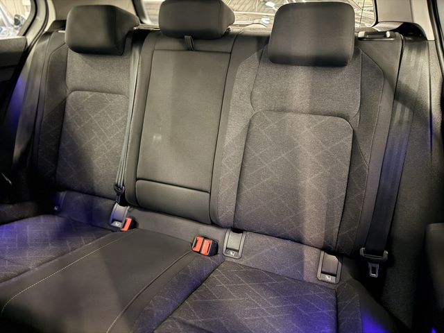 VOLKSWAGEN福斯 GOLF  第8張相片