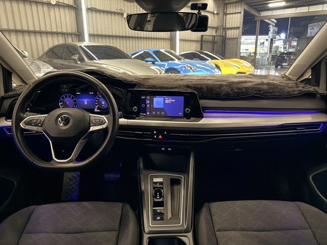 VOLKSWAGEN福斯 GOLF  第12張相片