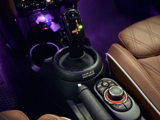 MINI迷你 HATCH  第12張相片