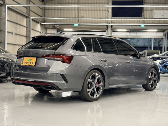 SKODA司科達 OCTAVIA COMBI  第5張相片
