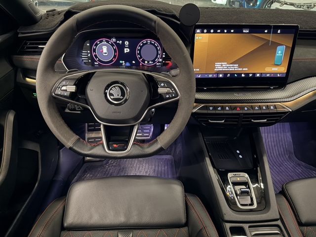 SKODA司科達 OCTAVIA COMBI  第9張相片