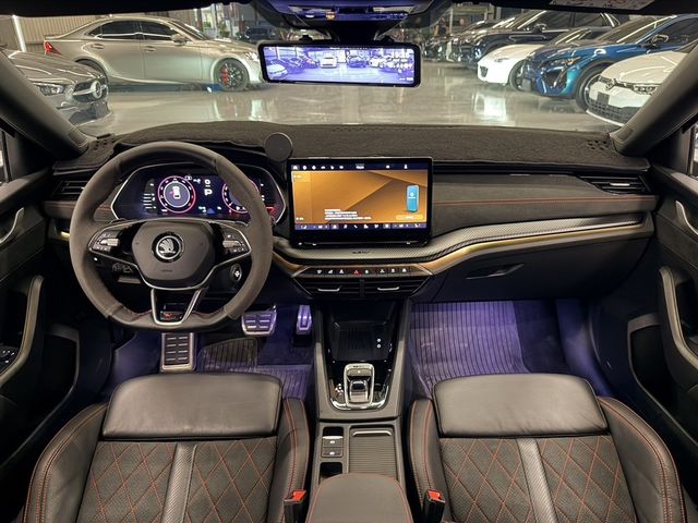 SKODA司科達 OCTAVIA COMBI  第10張相片