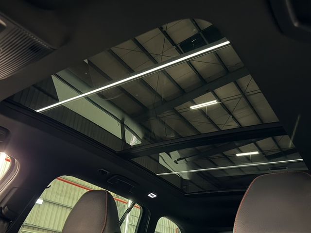 SKODA司科達 OCTAVIA COMBI  第15張相片