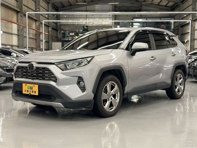 TOYOTA豐田 RAV4  第1張相片