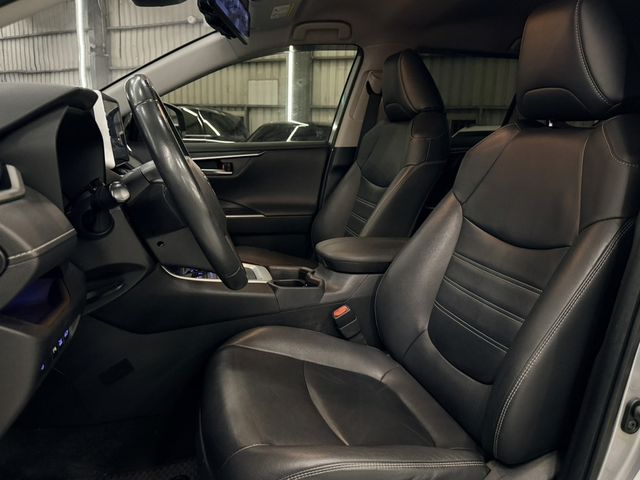 TOYOTA豐田 RAV4  第7張相片