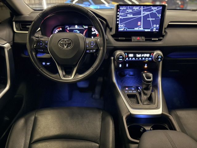 TOYOTA豐田 RAV4  第9張相片