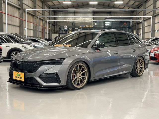 SKODA司科達 OCTAVIA COMBI  第1張相片