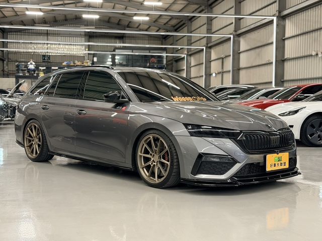 SKODA司科達 OCTAVIA COMBI  第2張相片