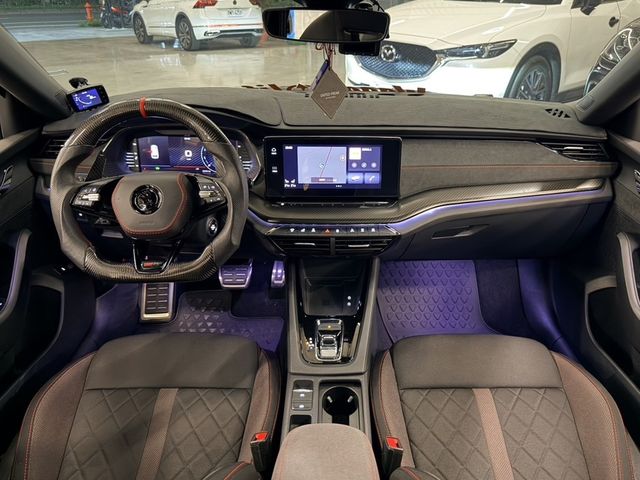 SKODA司科達 OCTAVIA COMBI  第10張相片