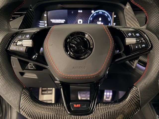 SKODA司科達 OCTAVIA COMBI  第14張相片