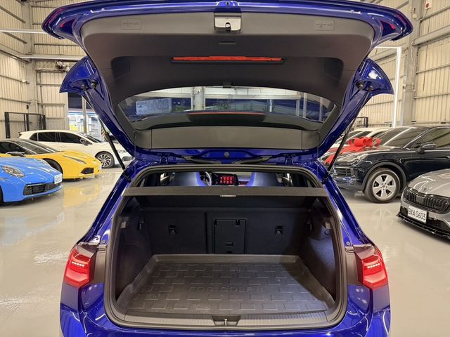 VOLKSWAGEN福斯 GOLF R  第19張相片