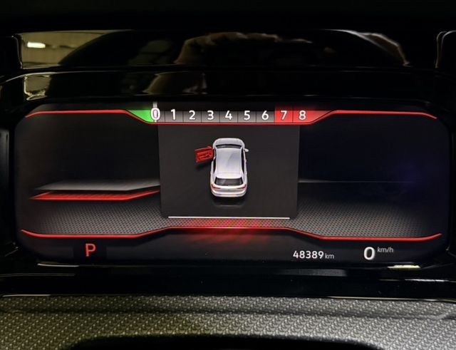 VOLKSWAGEN福斯 GOLF R  第20張相片