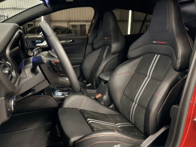 FORD福特 FOCUS ST WAGON  第7張相片