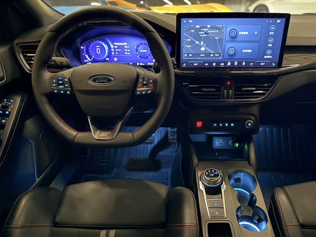FORD福特 FOCUS ST WAGON  第9張相片