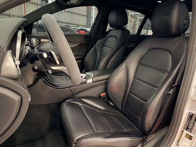 M-BENZ賓士 C300  第7張相片