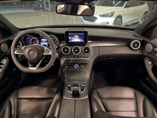 M-BENZ賓士 C300  第10張相片