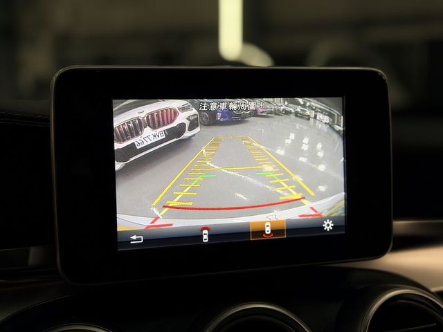 M-BENZ賓士 C300  第11張相片