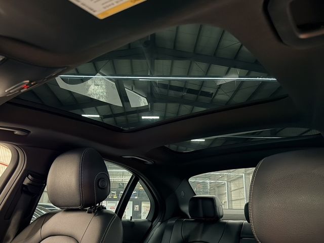 M-BENZ賓士 C300  第15張相片