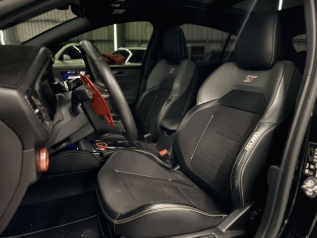 FORD福特 FOCUS ST  第7張相片