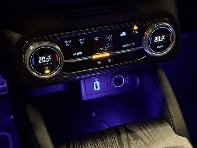 FORD福特 FOCUS ST  第12張相片