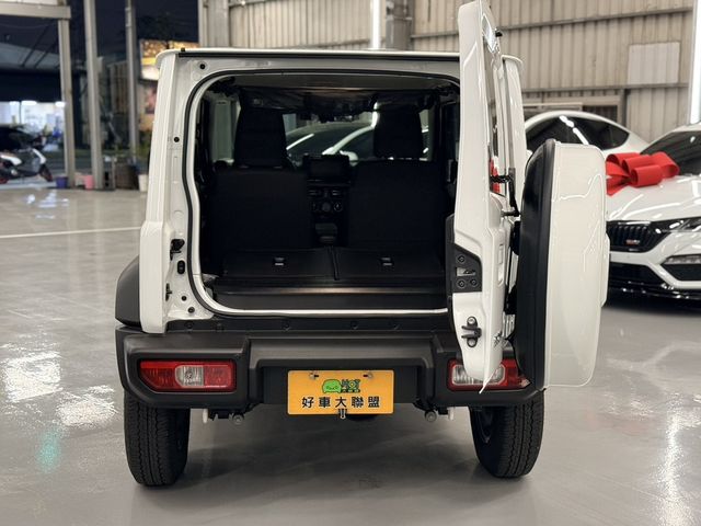 SUZUKI鈴木 JIMNY  第19張相片
