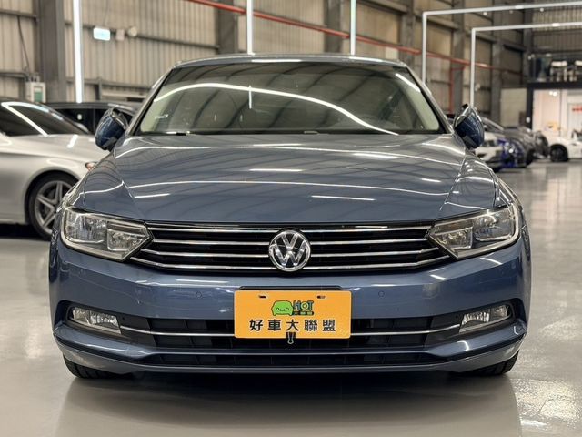 VOLKSWAGEN福斯 PASSAT  第3張相片