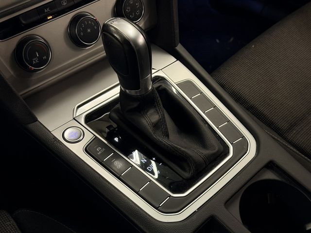 VOLKSWAGEN福斯 PASSAT  第13張相片