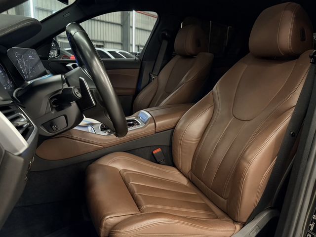 BMW寶馬 X6 M  第7張相片