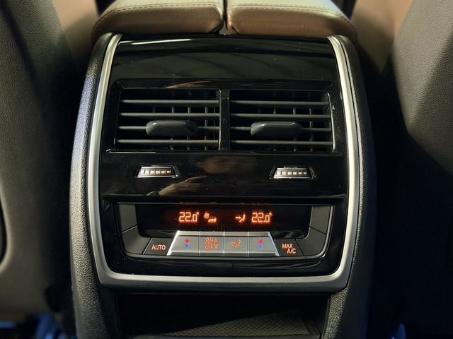 BMW寶馬 X6 M  第17張相片