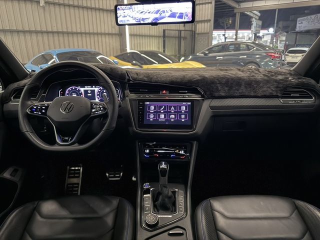 VOLKSWAGEN福斯 TIGUAN R  第10張相片