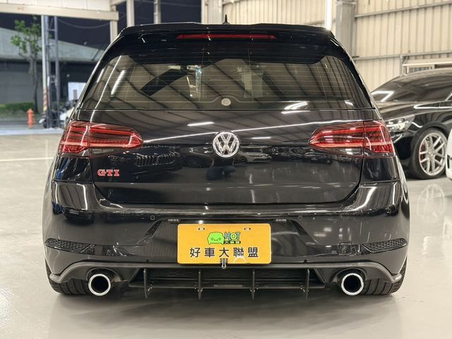 VOLKSWAGEN福斯 GOLF GTI  第4張相片