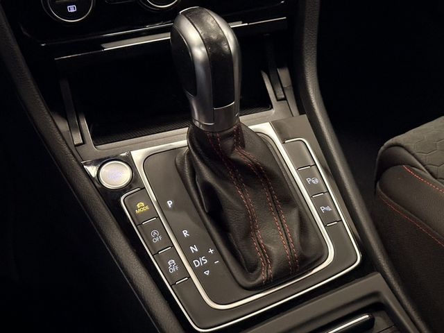 VOLKSWAGEN福斯 GOLF GTI  第12張相片