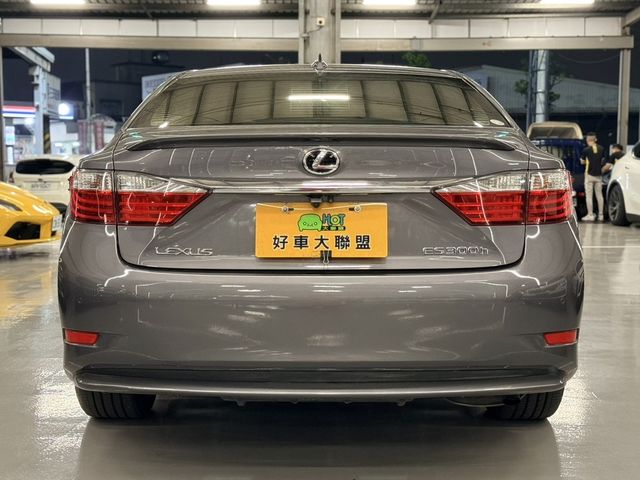 LEXUS凌志 ES300H  第4張相片